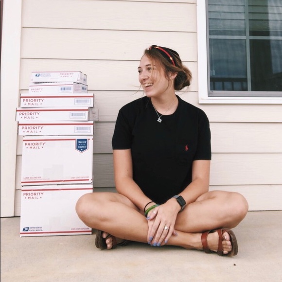 Meet your Posher, Cheyna - Picture 3 of 3